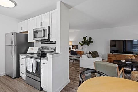 Open Living Space at The Lakes in Bellevue, WA 98007