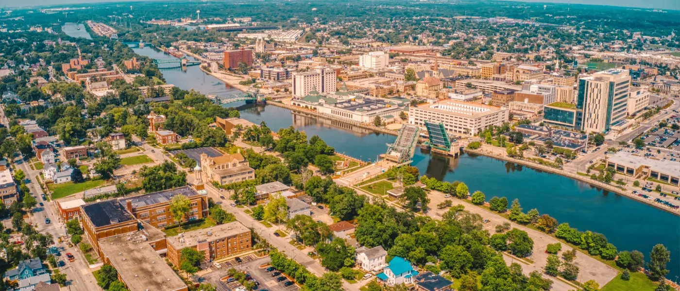 News image for Chicagoland Matches Miami for Hottest Rental Market, Fueled by Rise of the Midwest